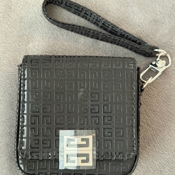Givenchy Black Embossed Wristlet Coin Purse and AirPods Holder - GWP - Picture 2 of 12